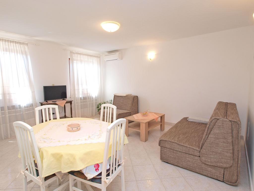 Apartments Milan 1457 Rovinj Ngoại thất bức ảnh